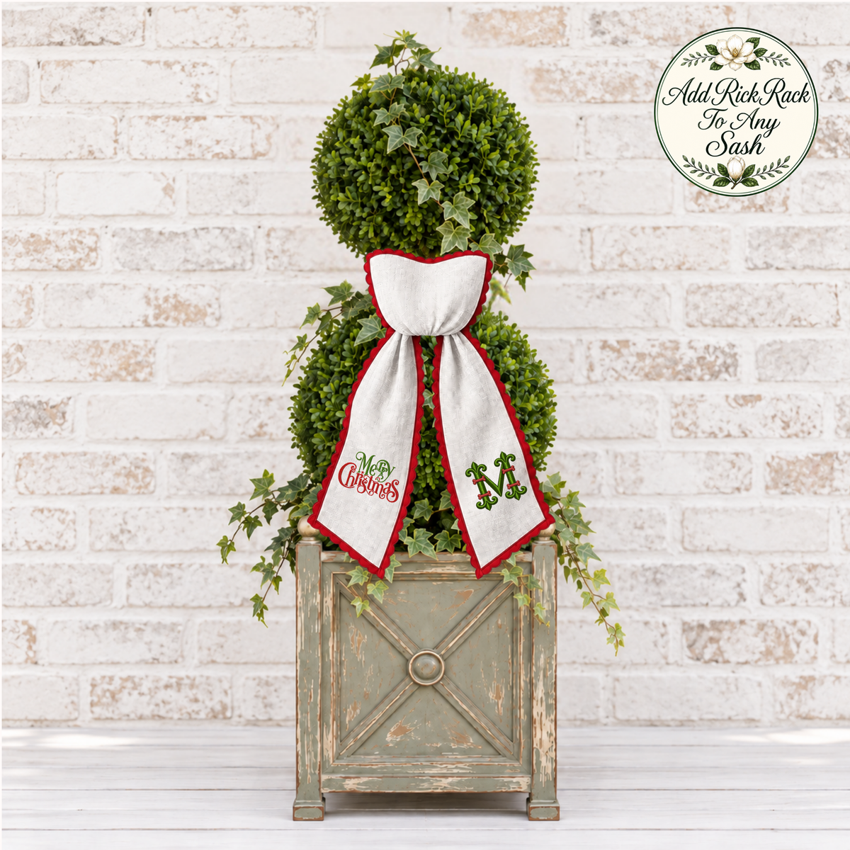 Vintage Santa Collection Embroidered Christmas Wreath Sash